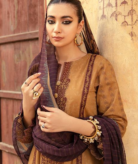 Iznik Afsanah Lawn`22 IAC#05 Naaz