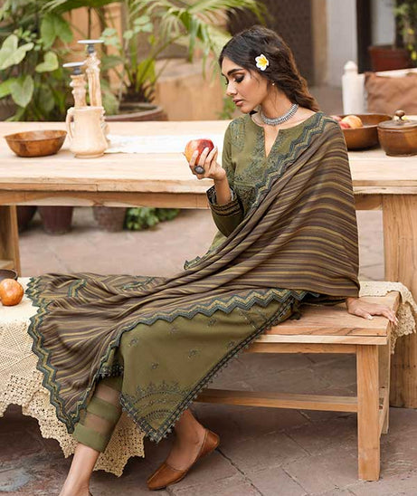 Iznik Riwayat Luxury Winter Collection'22 RC#08