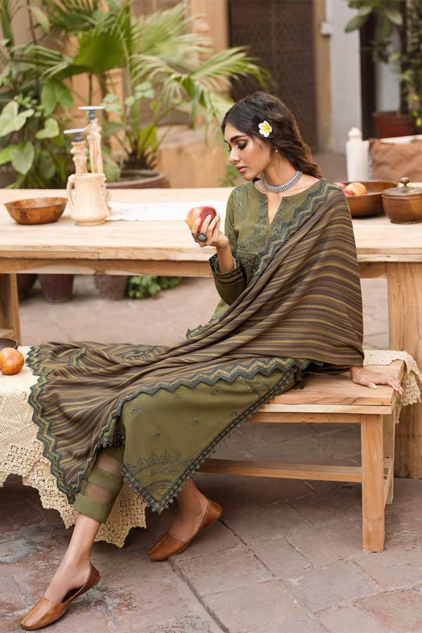 Iznik Riwayat Luxury Winter Collection'22 RC#08