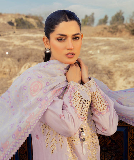 Adan's Libas Traditional Lawn'25 D#4