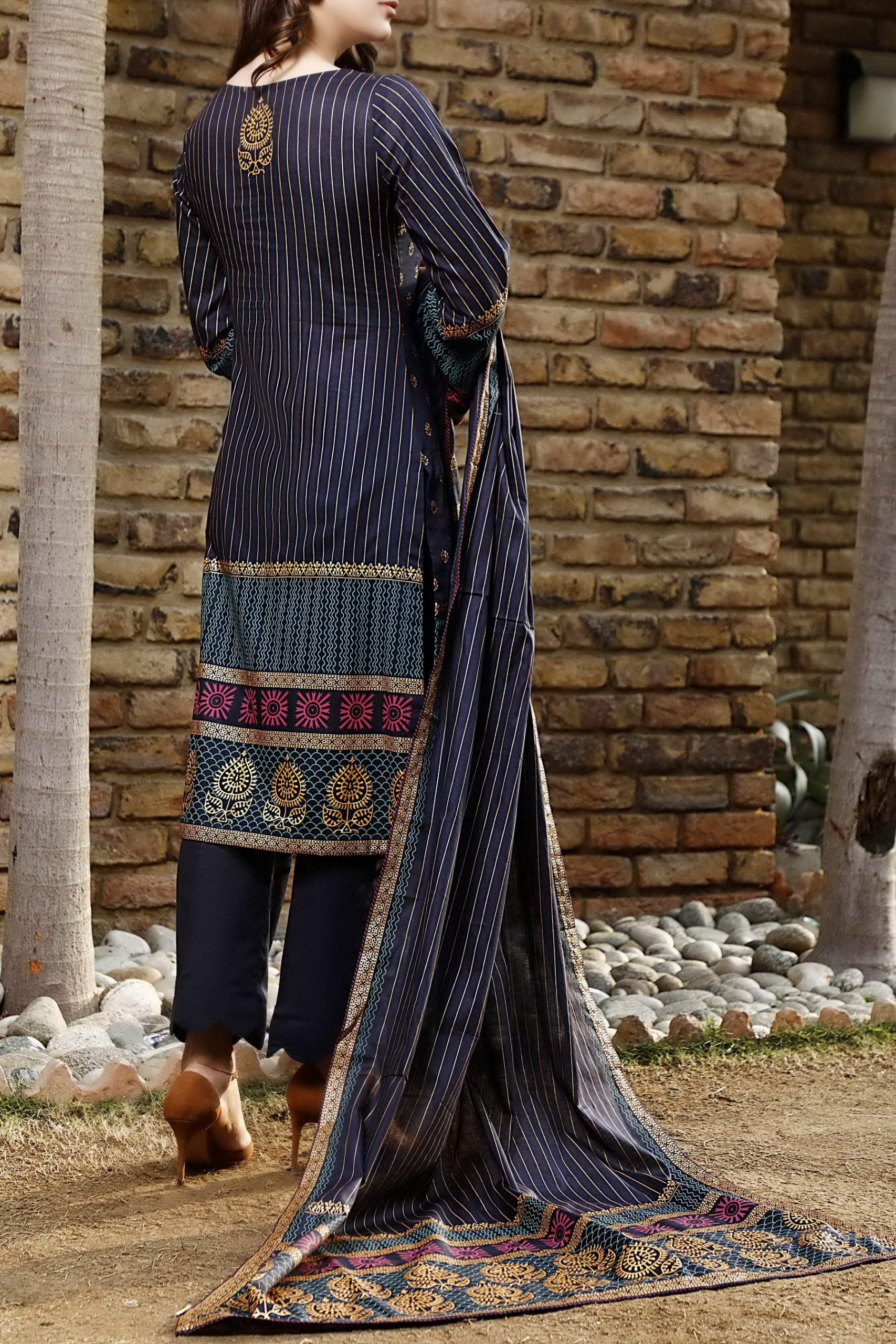 Daman Print Lawn`23 D#804 Nevy Blue