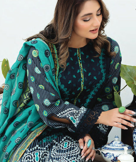 Johra Zar Emb Lawn'24 JH#296