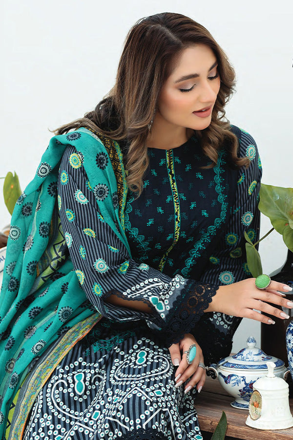 Johra Zar Emb Lawn'24 JH#296