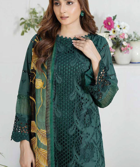 Johra Zala Emb Lawn`25 JH#832