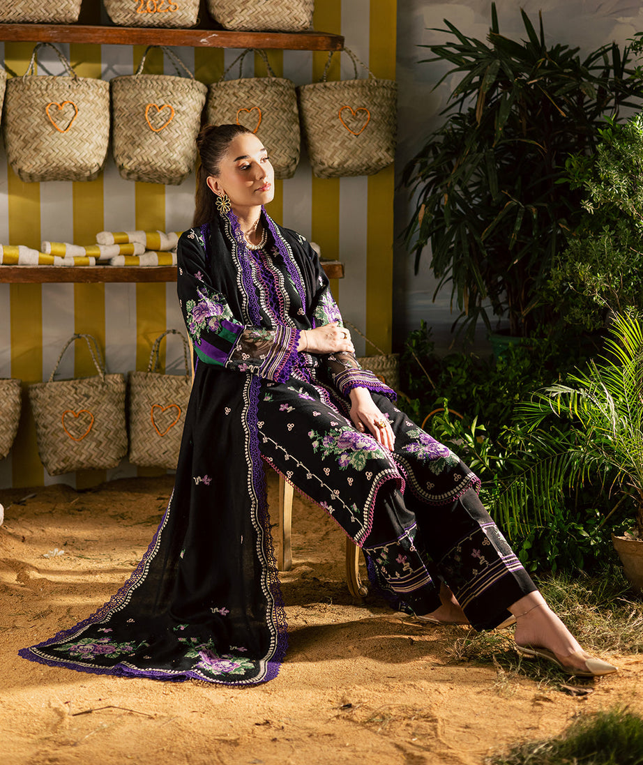 Mahnur Kaia Emb Linen`25 D#02