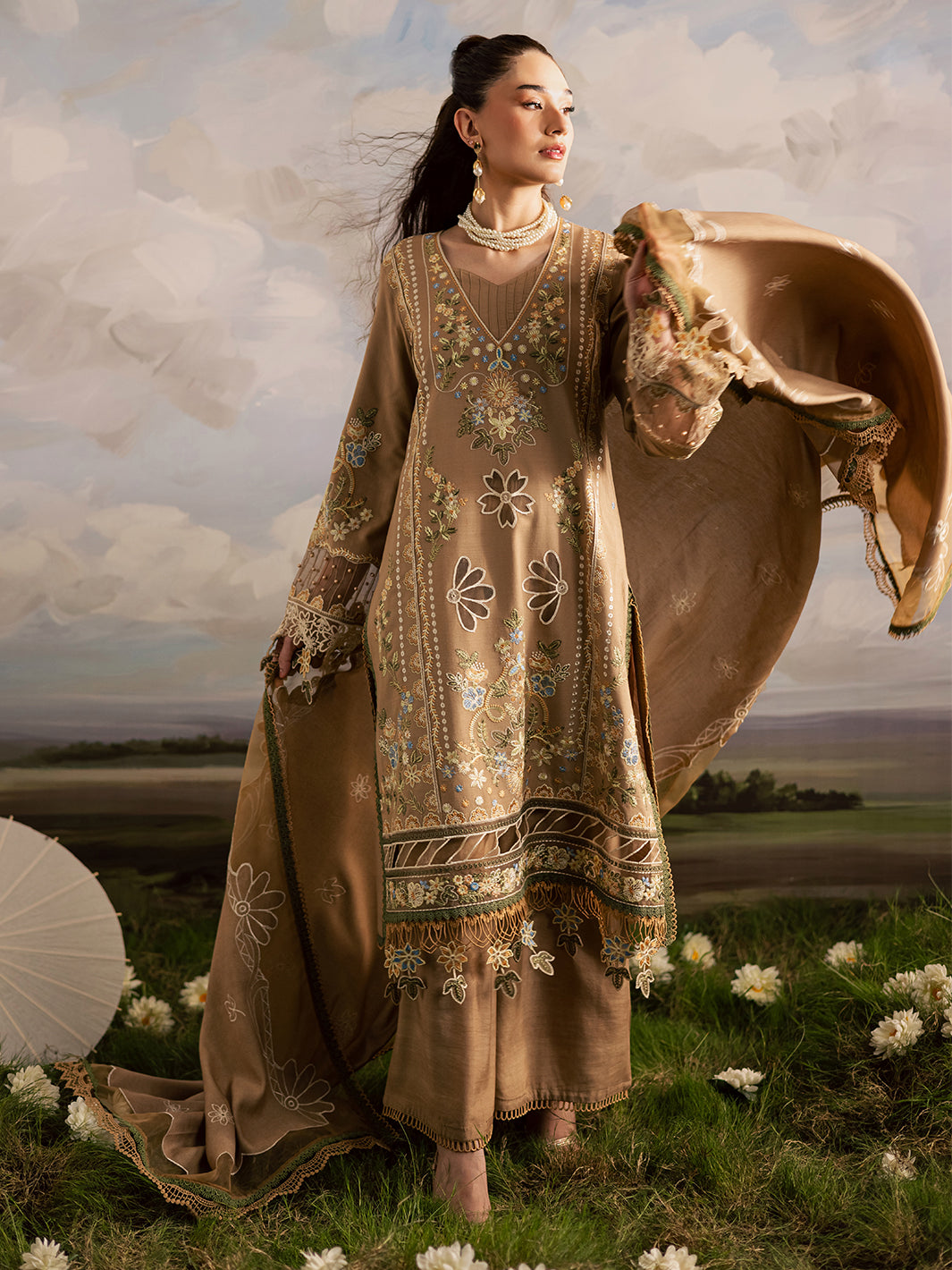 Mahnur Kaia Emb Linen`25 D#04