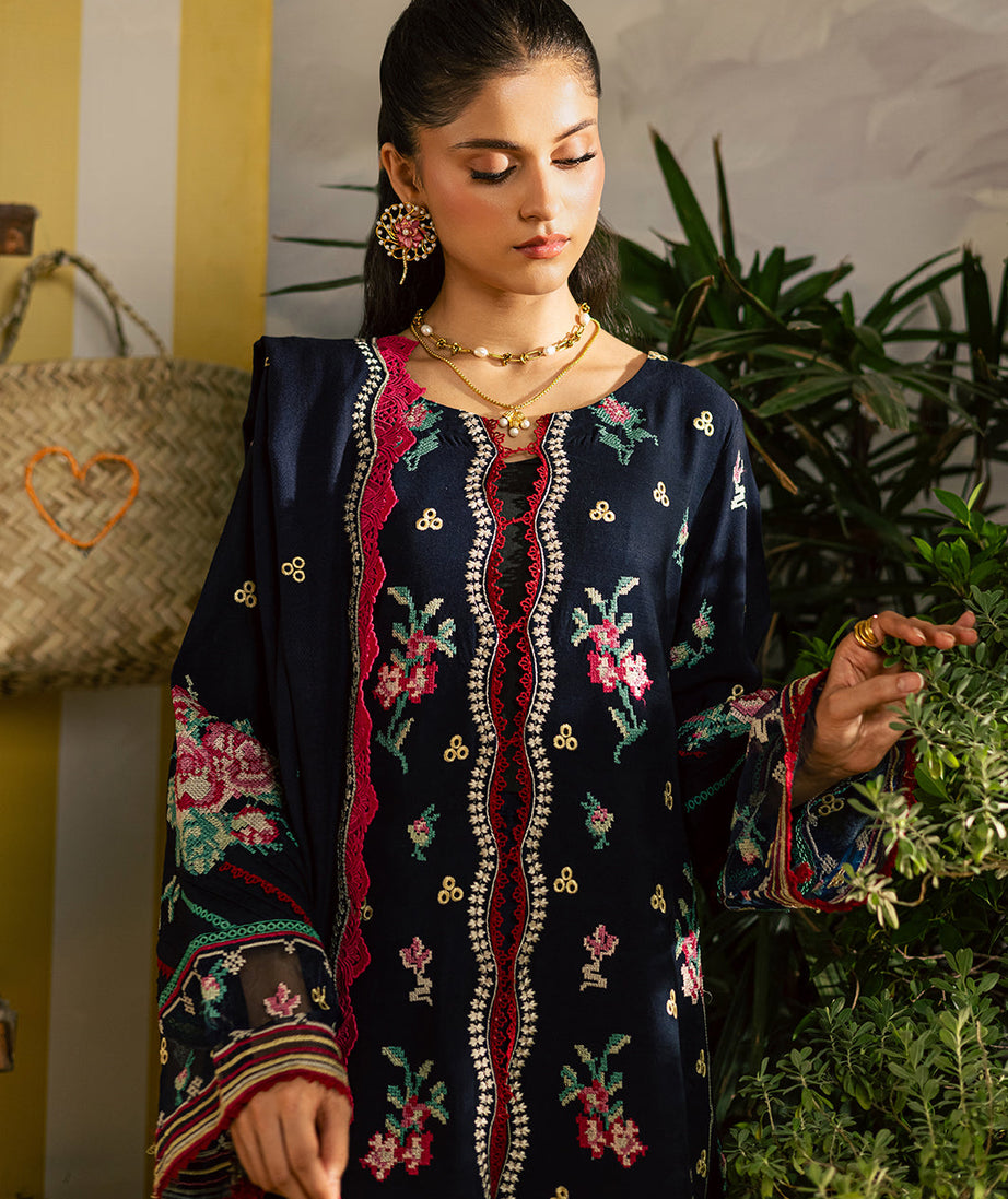 Mahnur Kaia Emb Linen`25 D#06