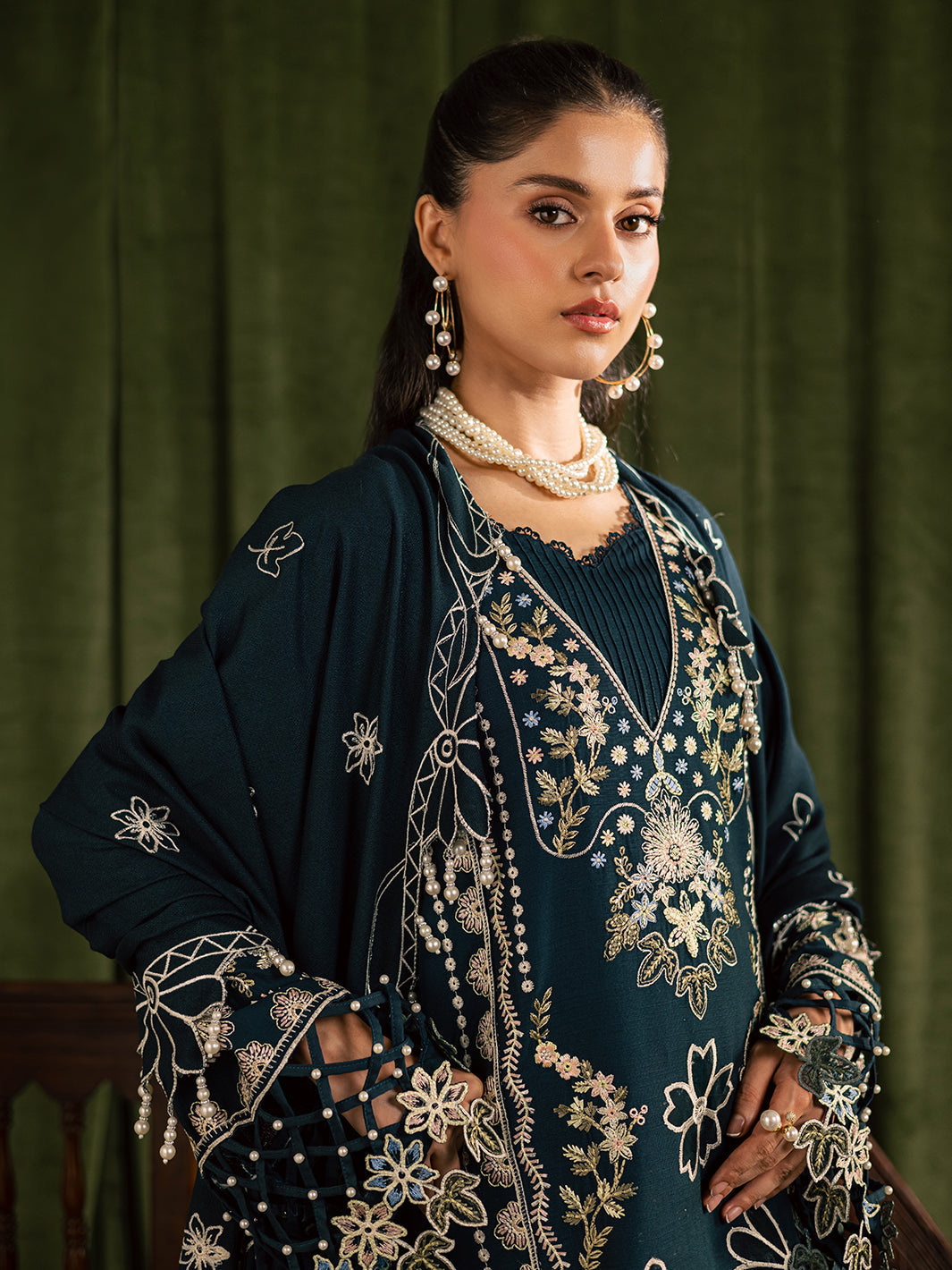 Mahnur Kaia Emb Linen`25 D#07