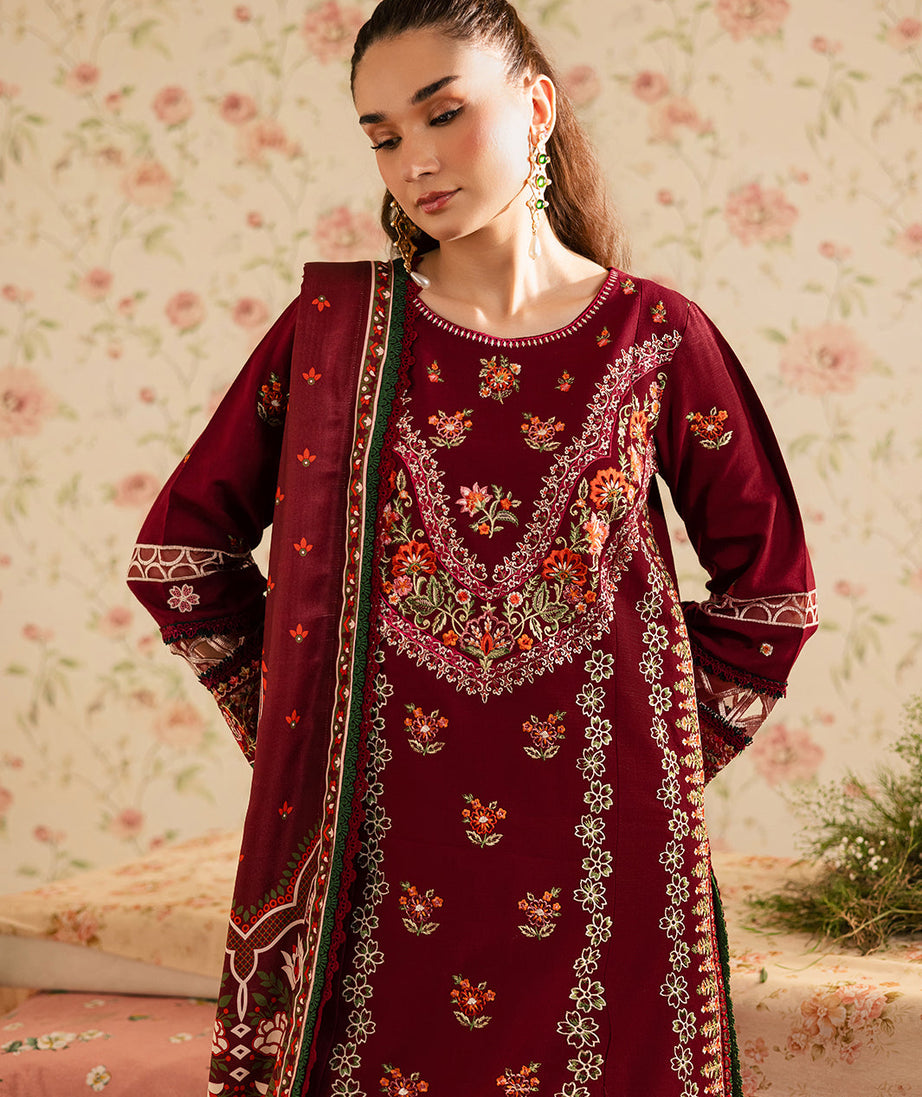 Mahnur Kaia Emb Linen`25 D#12