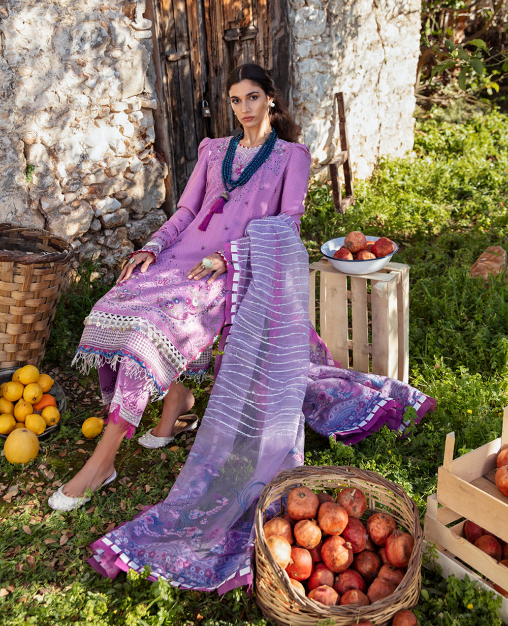 Republic selene Luxury Lawn`21 D#8B
