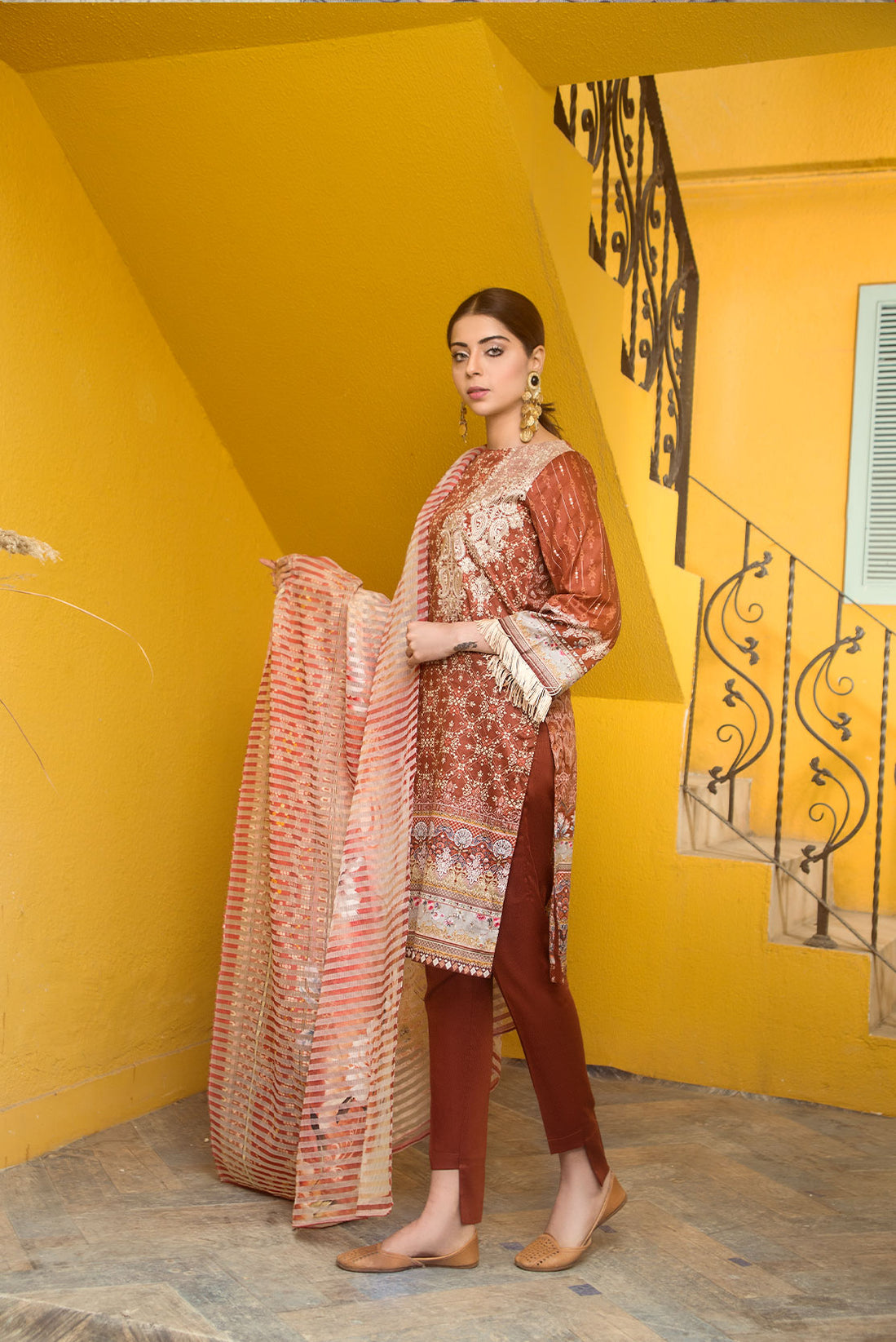 Kahawat D/Emb Lawn`21 D#2954