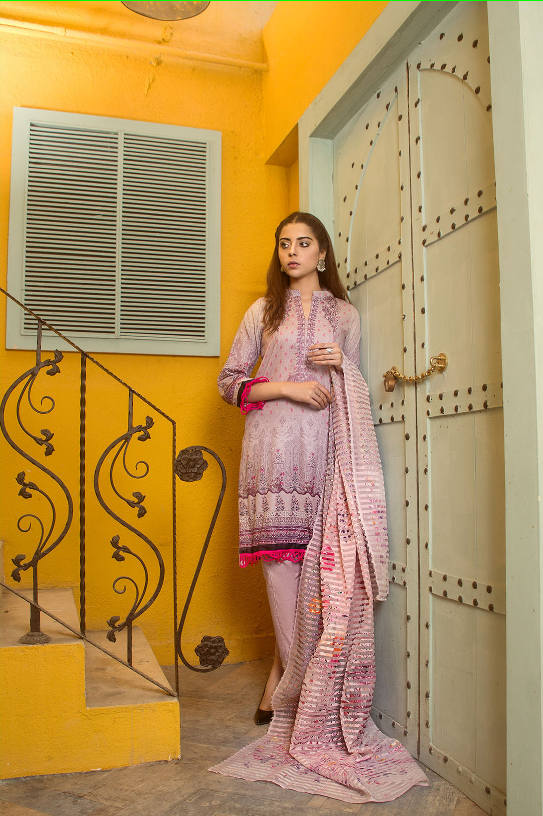 Kahawat D/Emb Lawn`21 D#2959