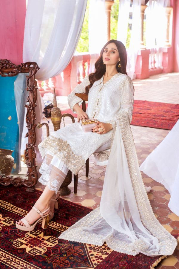 Kalyan Emb Chiffon Collection'20 D#4