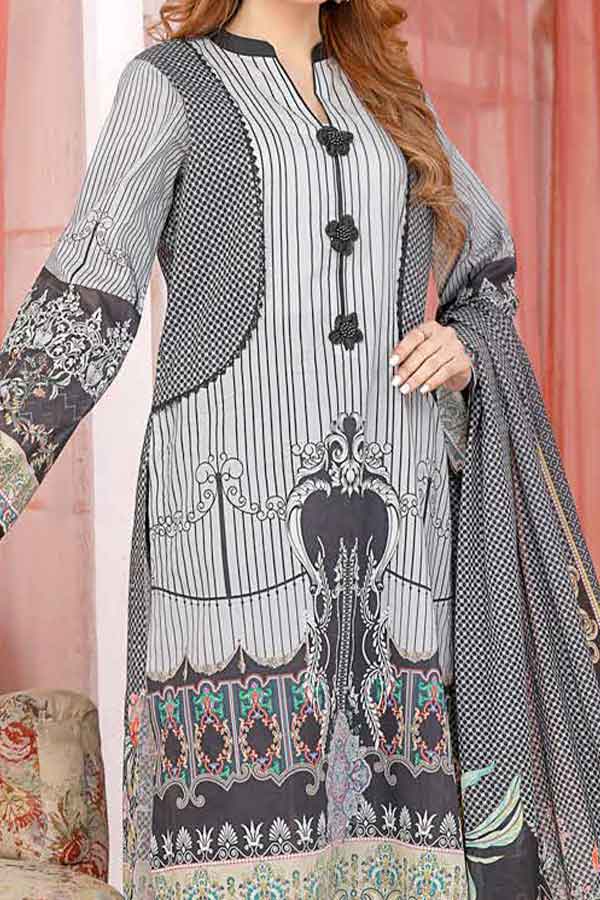 Kanwal Digital Print Lawn`22 D#105 Black