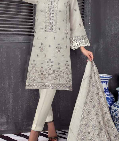 Khadija Salaar Karandi Lawn`23 D#04