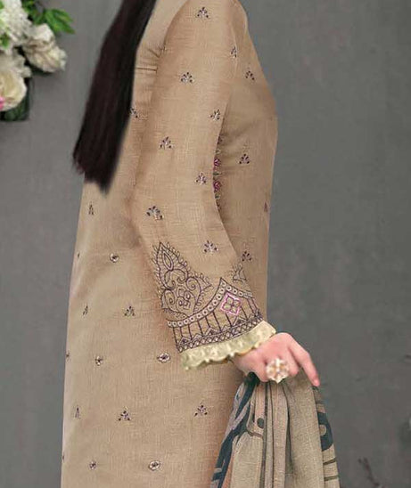 Khadija's Luxury Emb Lawn'23 D#08