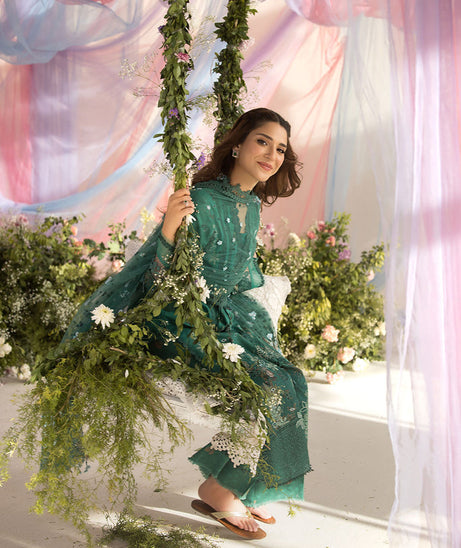 Sobia Nazir Luxury Lawn'25 D# 15B