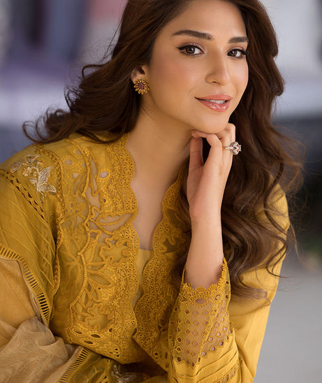 Sobia Nazir Luxury Lawn'25 D# 1A