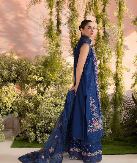 Sobia Nazir Luxury Lawn'25 D# 4A