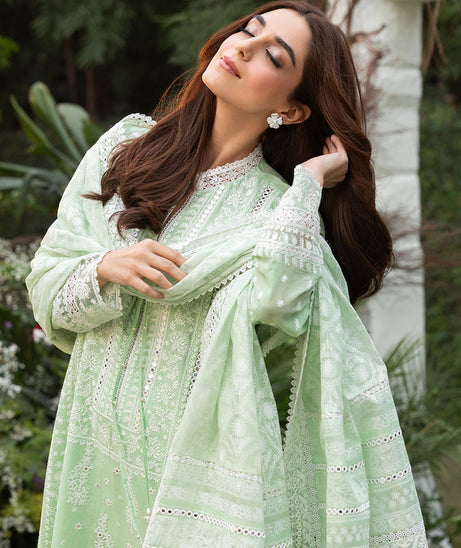 Sobia Nazir Luxury Lawn'25 D# 7B