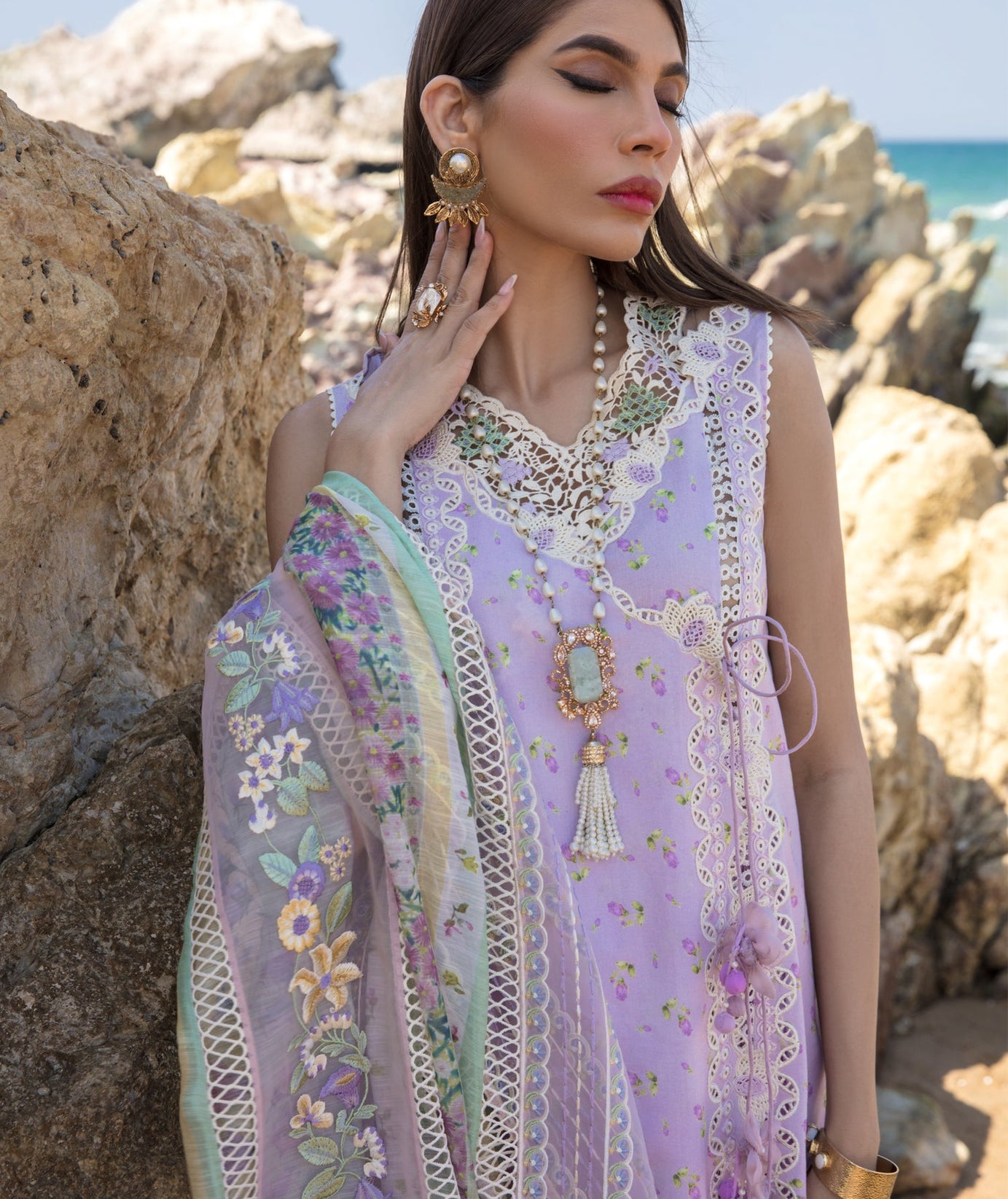 Crimson Lawn Collection'23 D#2 B