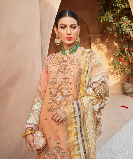 Gulaal Luxury Lawn'21 LL#06