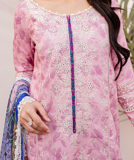Zoya & Fatima Aman L/Lawn`24 (LAIHA)