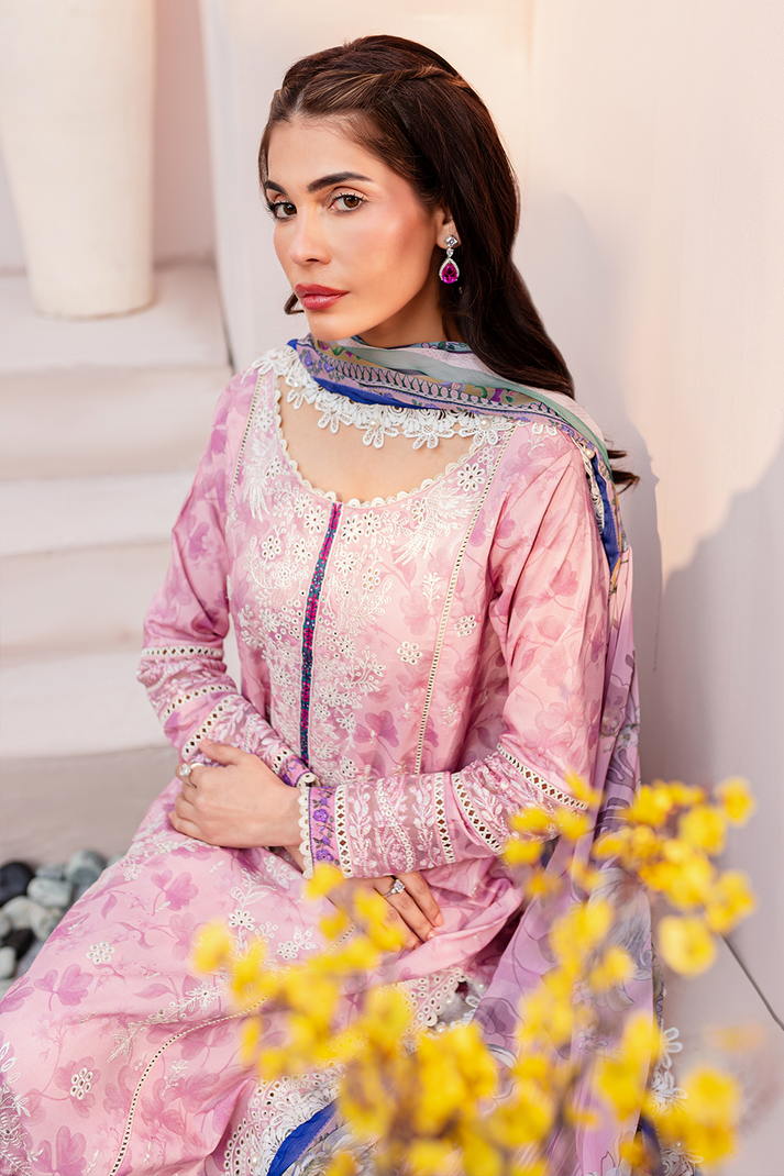 Zoya & Fatima Aman L/Lawn`24 (LAIHA)