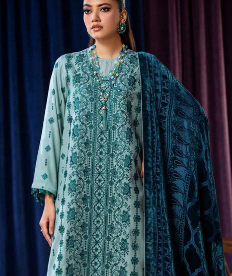 Lala Brocade Emb Wool'25 LW#128