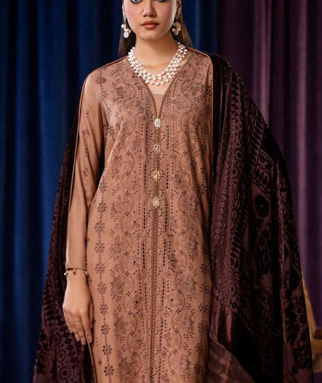 Lala Brocade Emb Wool'25 LW#129