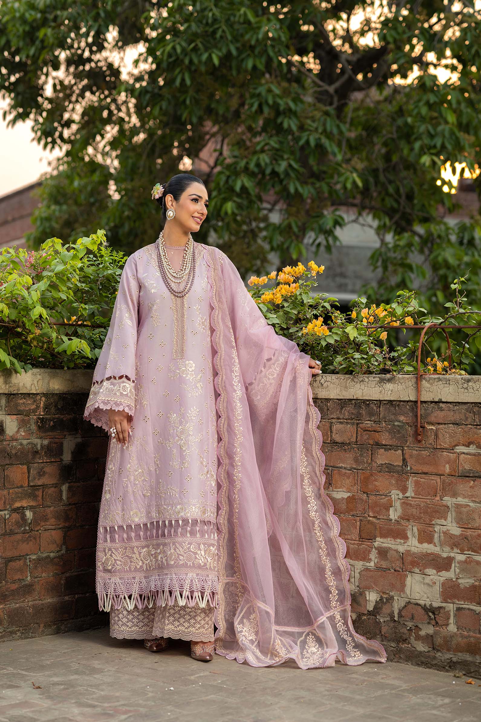 Maryam Hussain Unstitched Luxury Lawn`25 (Samar)