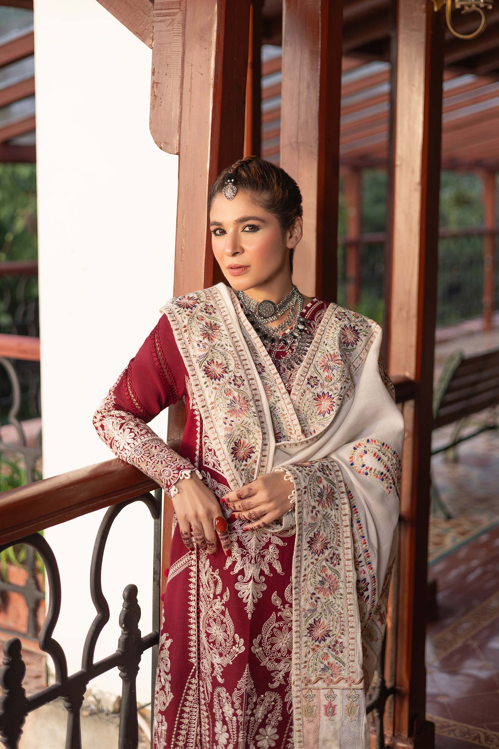 Maryam Hussain Winter Shawl`24 D#08 Jade