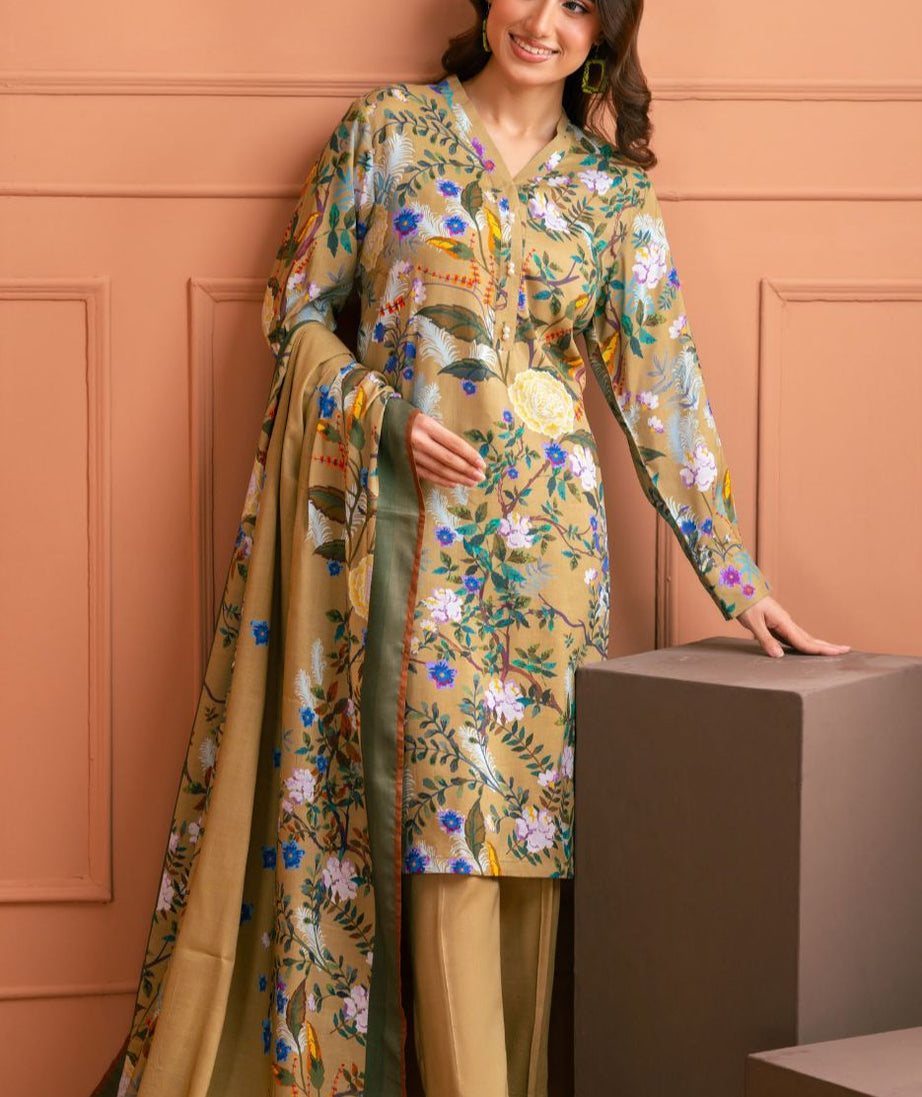 Gul Ahmed Winter`25 LT#52012