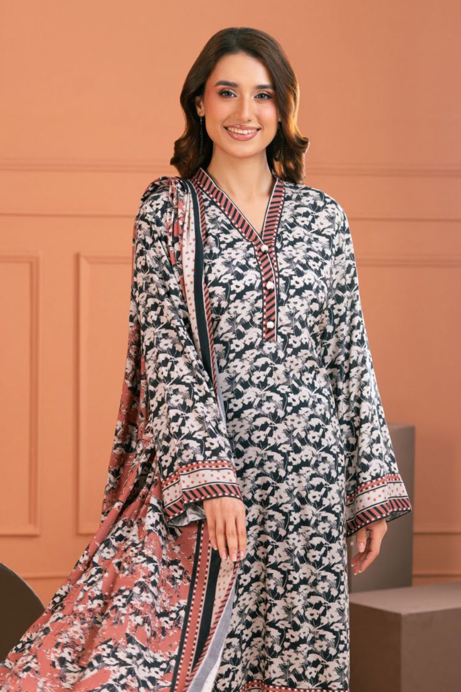 Gul Ahmed Winter`25 LT#52036