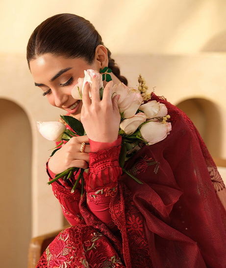 Maryam Hussain Luxury Lawn'25 (Berry)