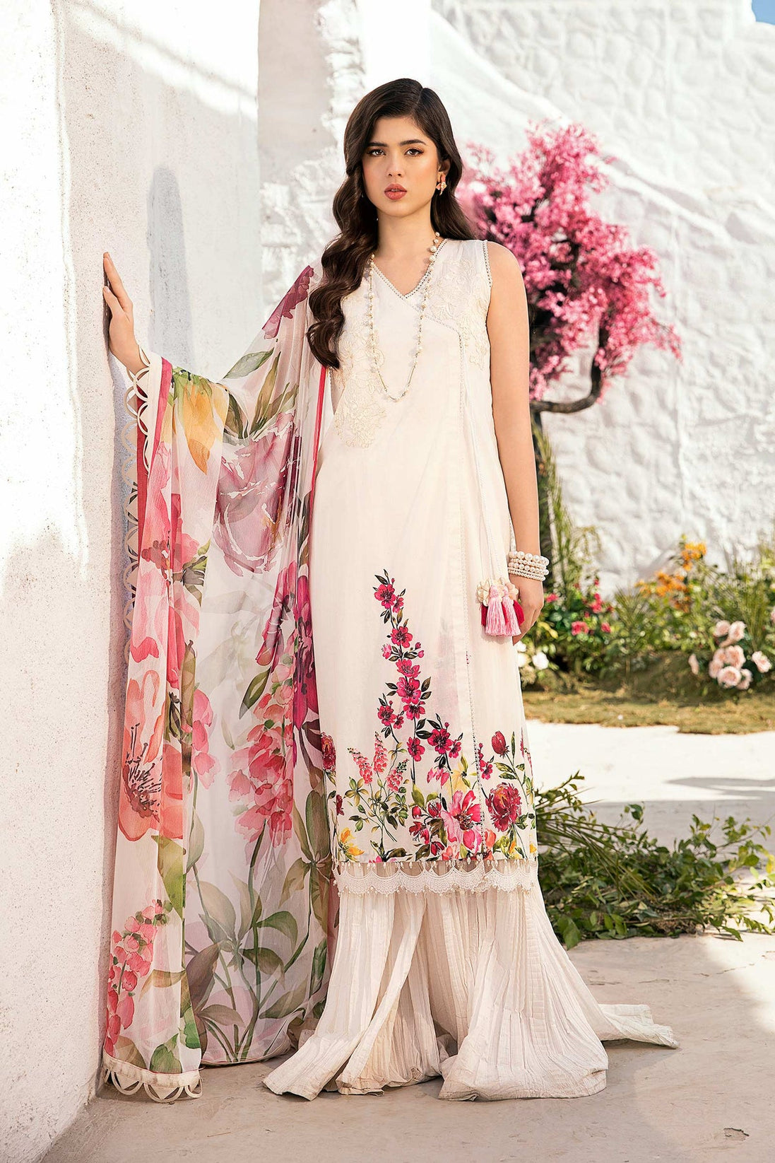M Basic Unstitched Lawn`25 D#1-B