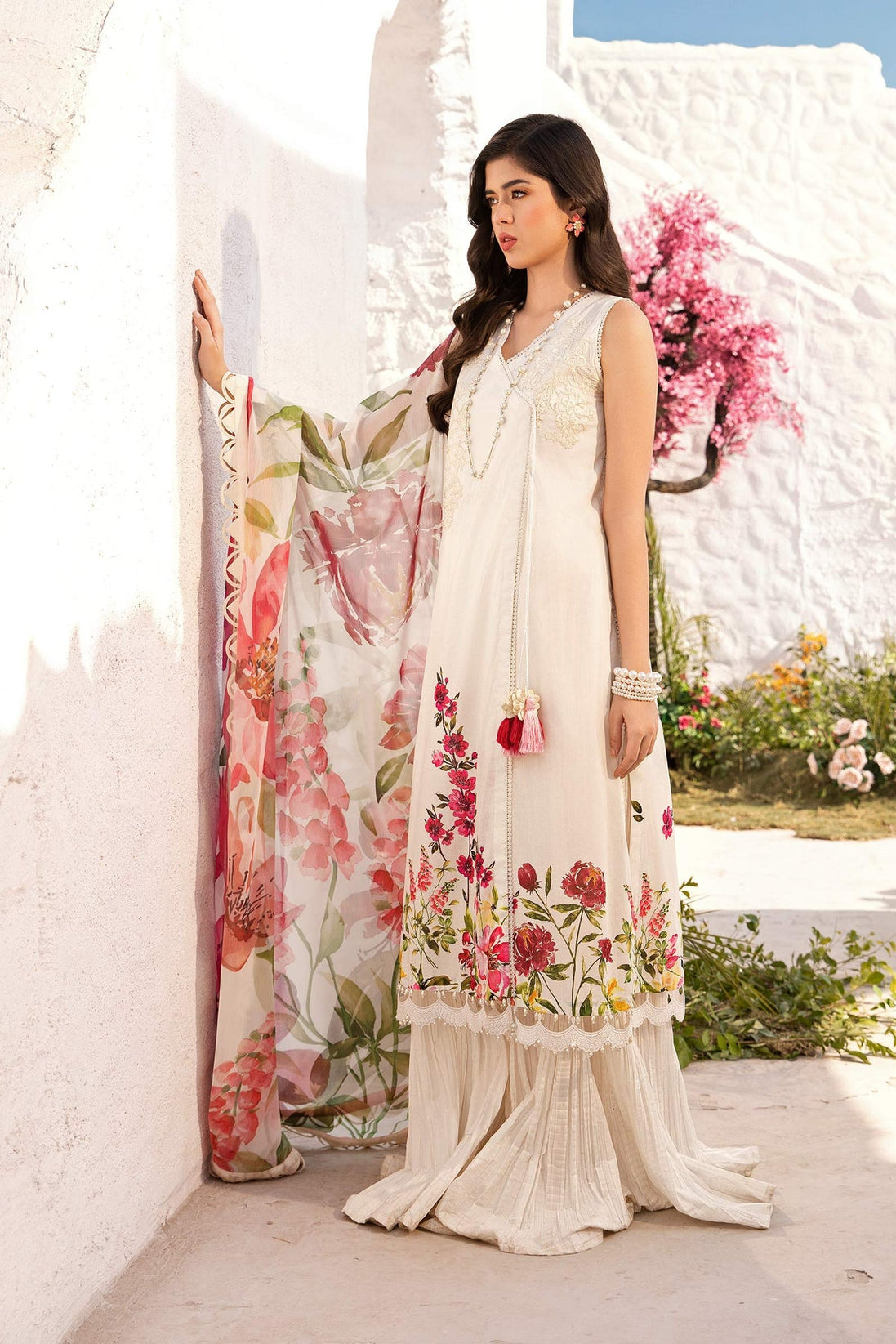 M Basic Unstitched Lawn`25 D#1-B