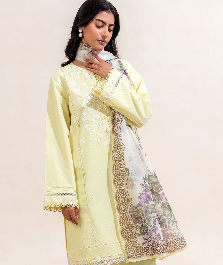 Beech Tree Mor Bagh Lawn`25 MB#7047