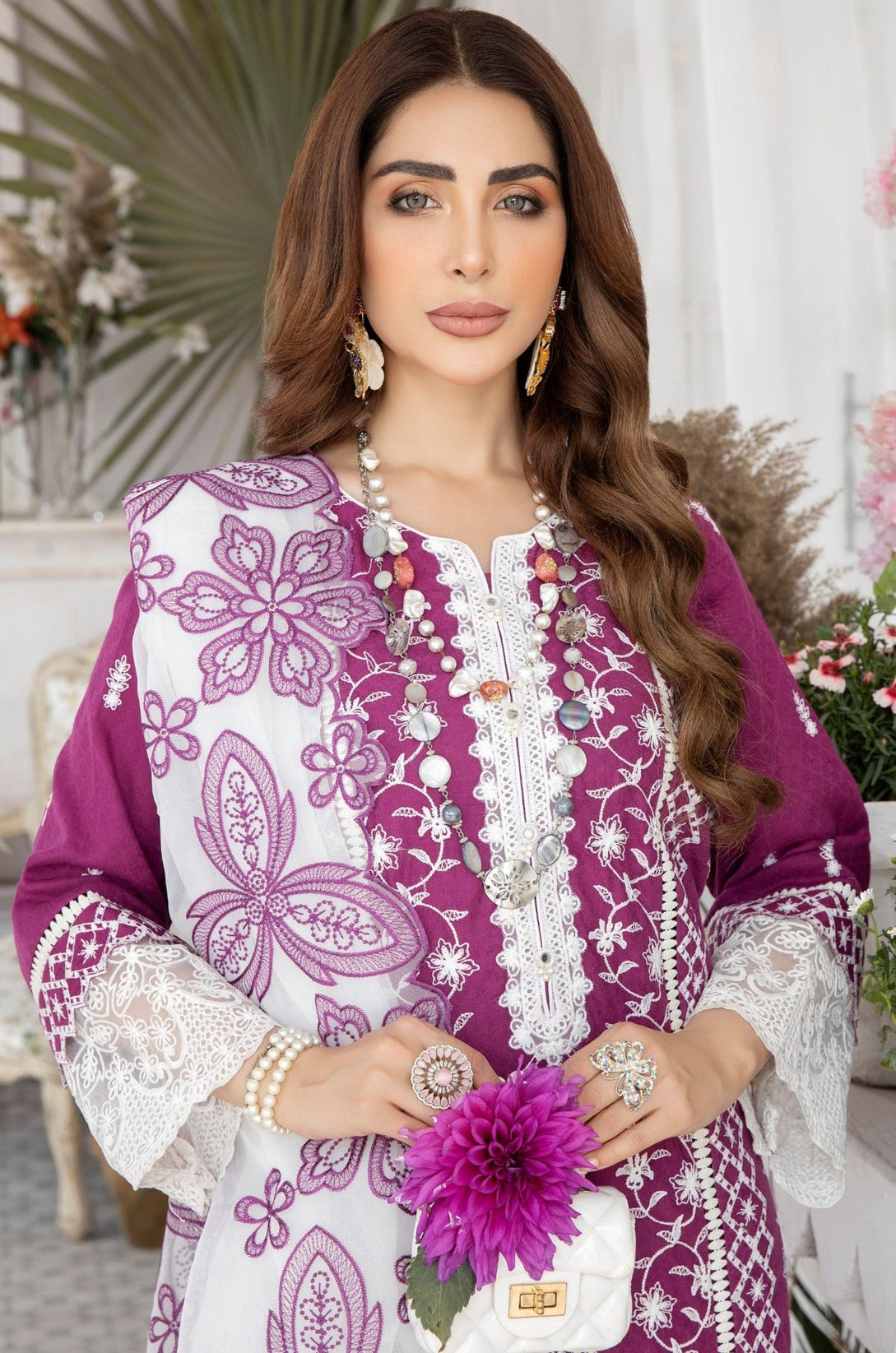 Mohagni Emb Dobby Lawn`23 MGZ#3