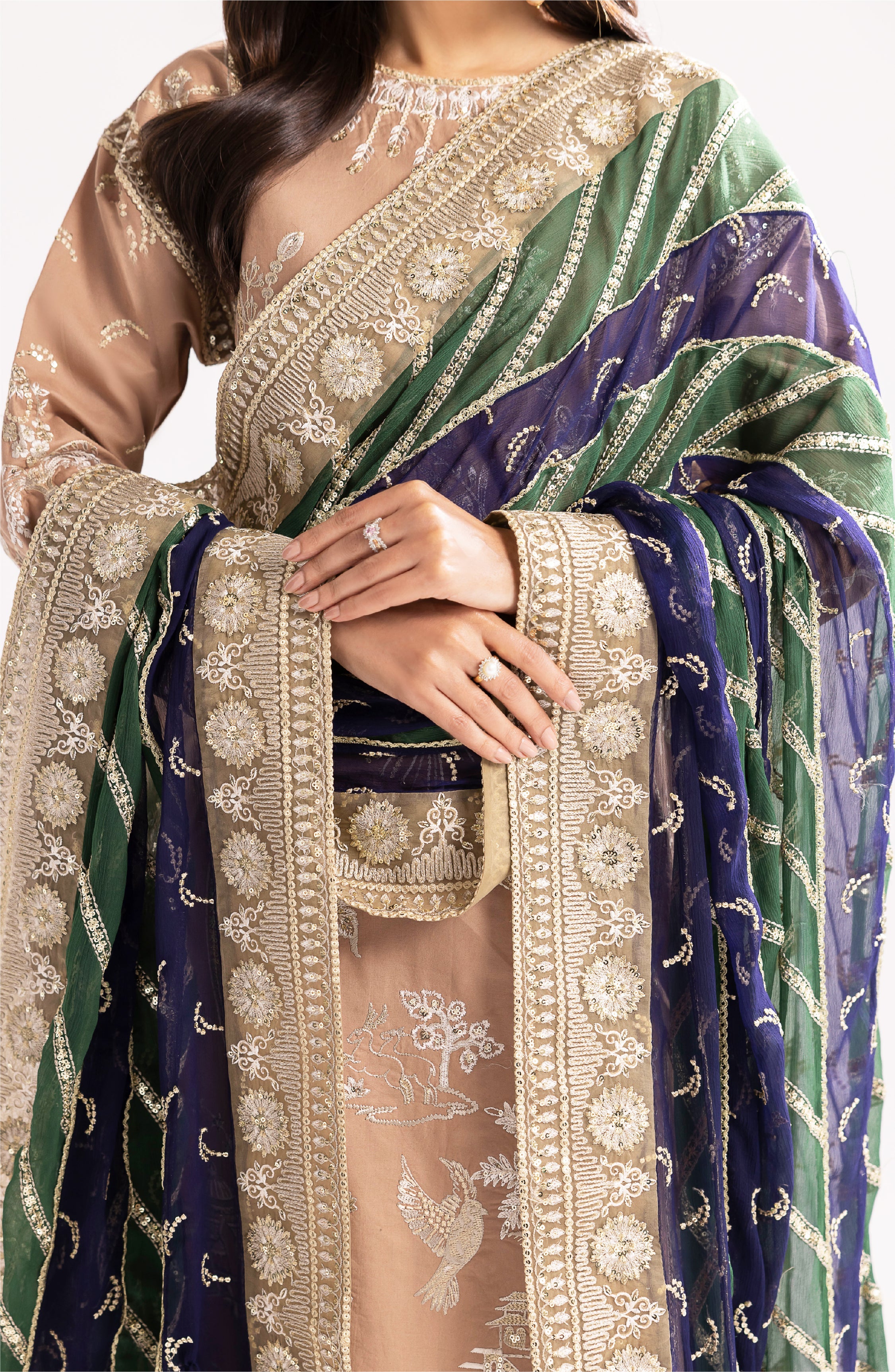 Maryum & Maria Eid Lawn'24 D#589