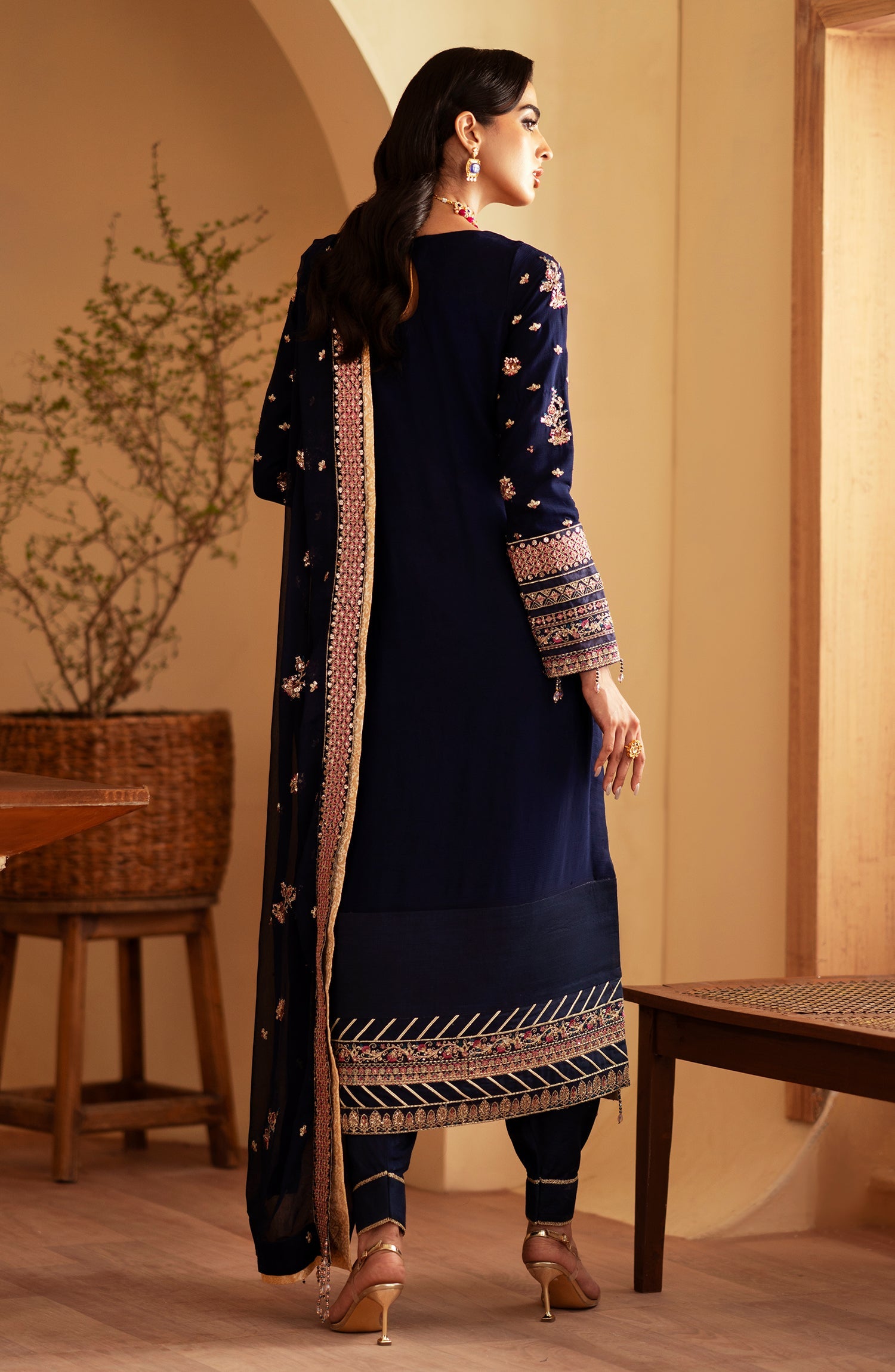 Emaan Adeel L/Romansiyyah`24 (Nageena)