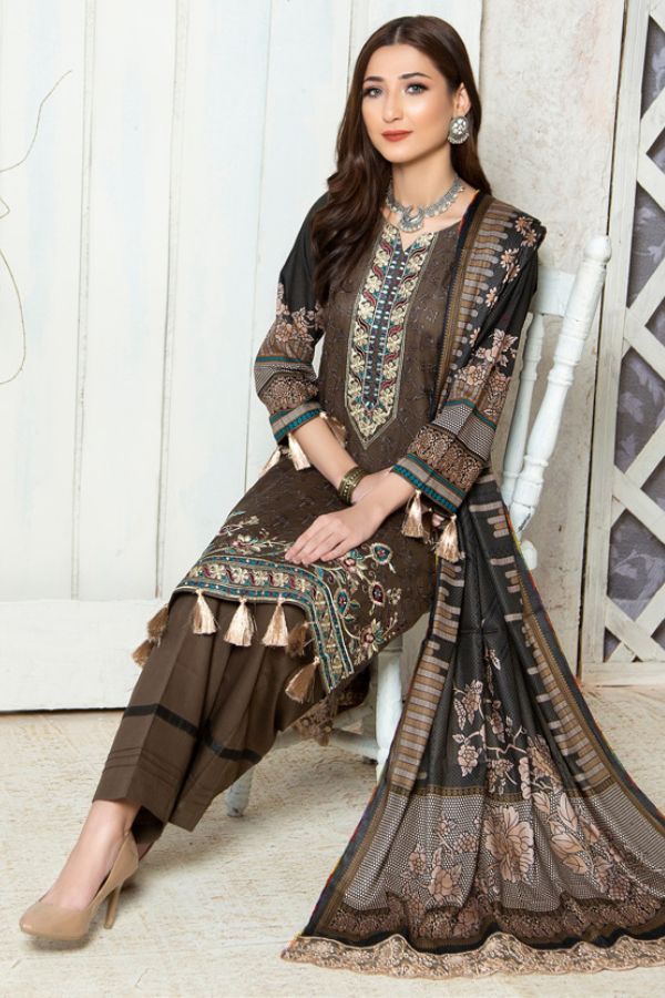 MTF Prestige C/Kari Lawn`22 D#10