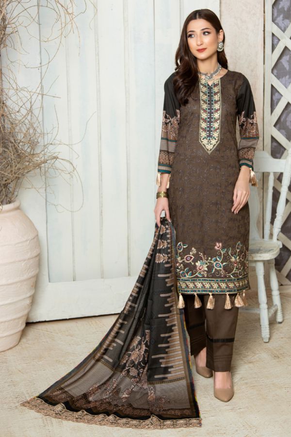 MTF Prestige C/Kari Lawn`22 D#10