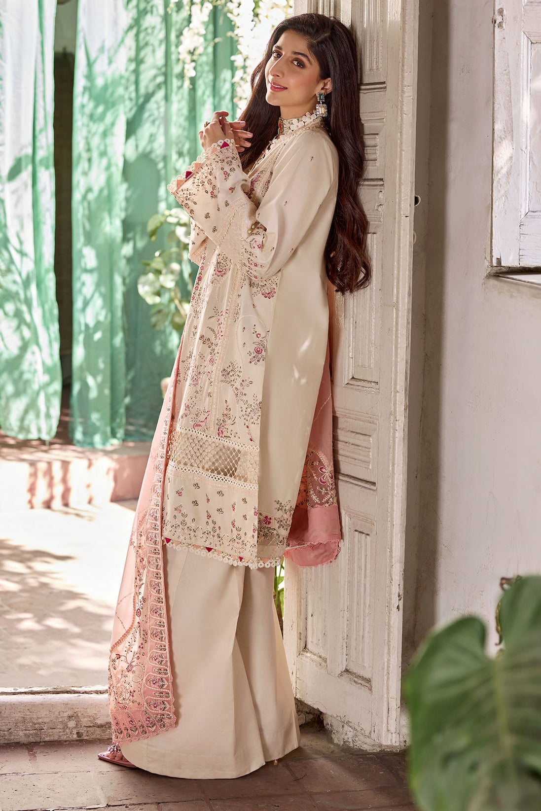Motifz Premium Emb Lawn`23 D#4043