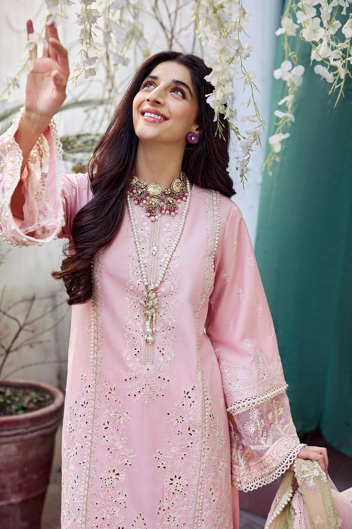 Motifz Premium Emb Lawn`23 D#4045
