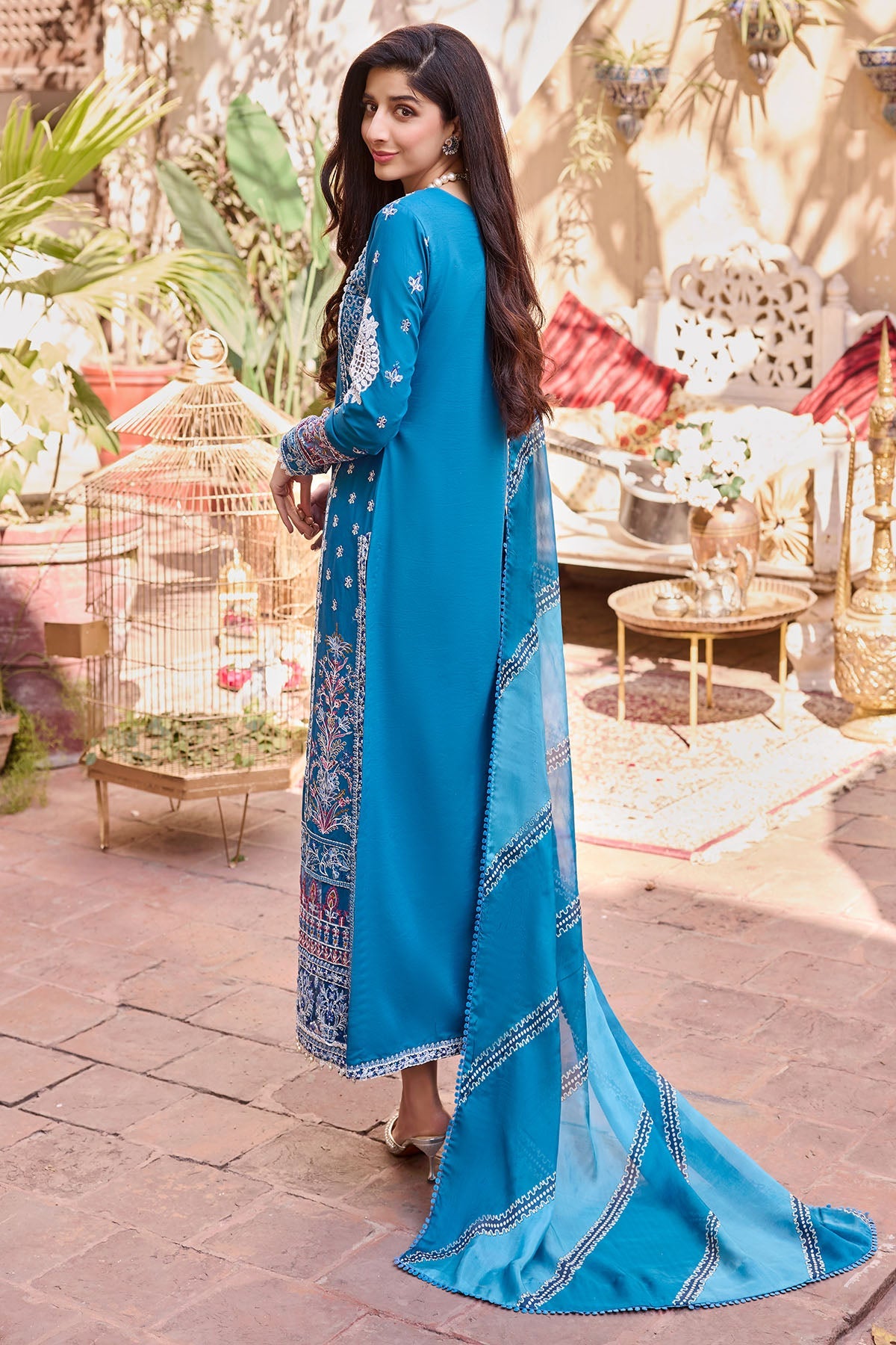 Motifz Premium Emb Lawn`23 D#4050