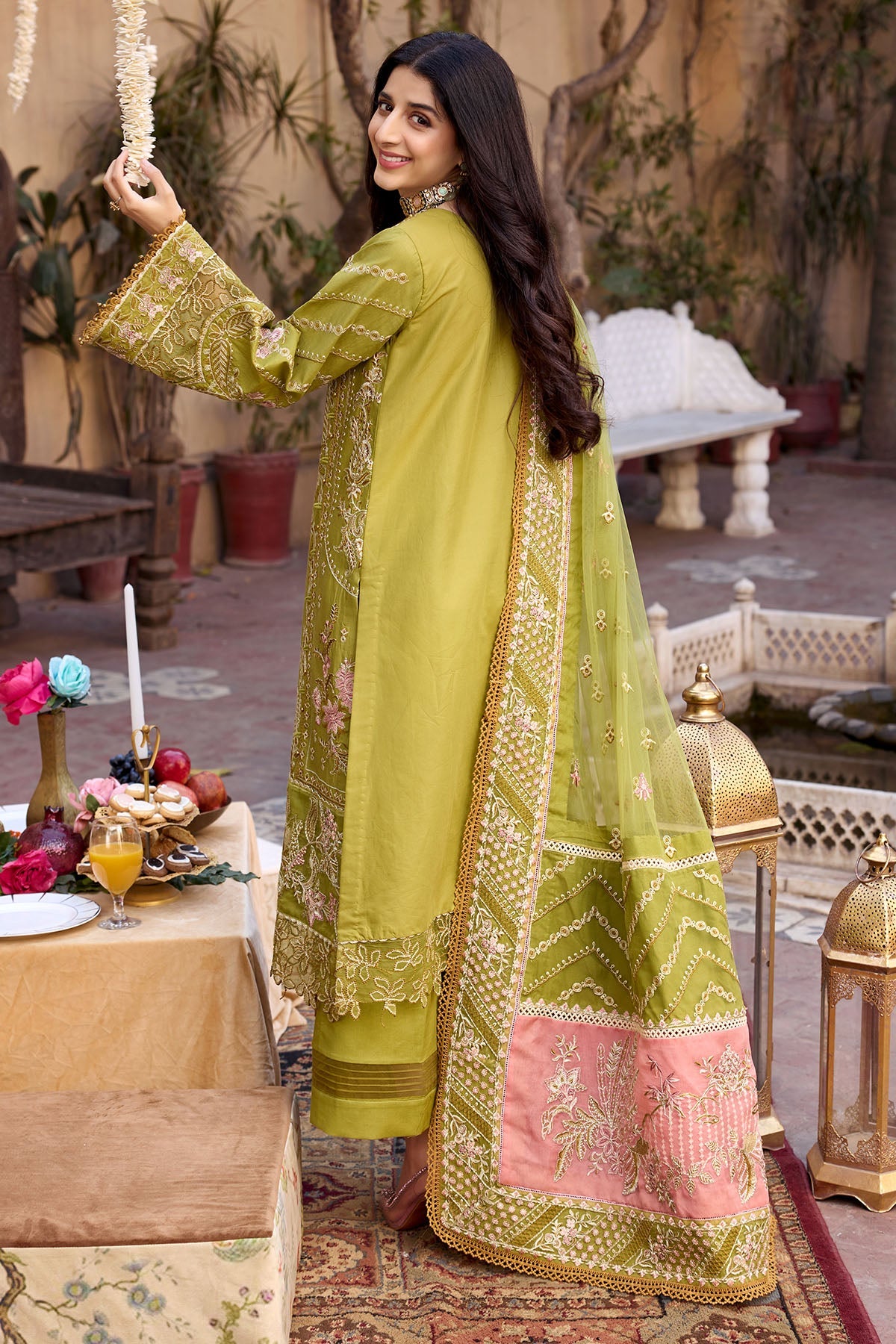 Motifz Premium Emb Lawn`23 D#4053