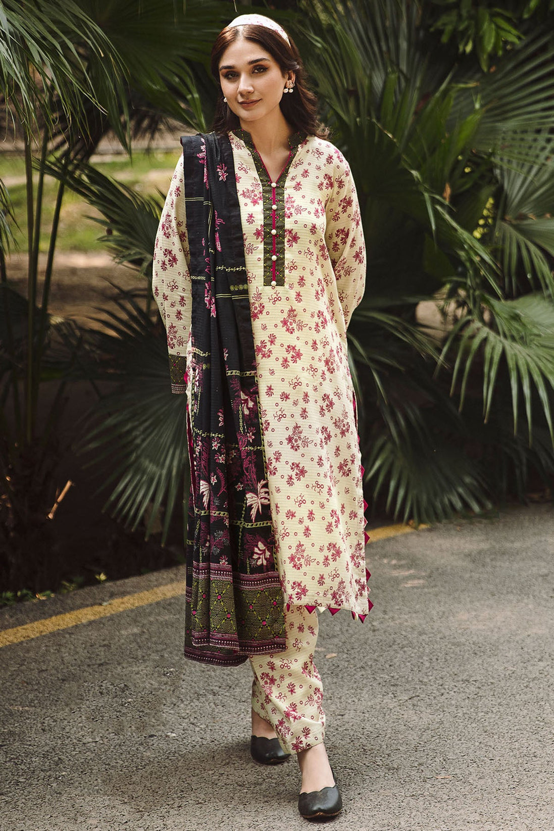 Motifz D/Print Khaddar'23 D#4343