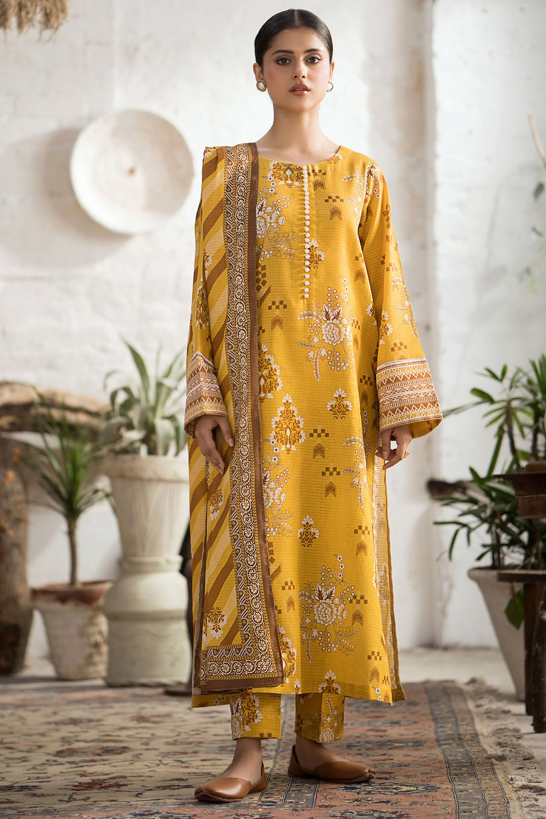 Motifz Rang DP Khaddar`23 D#4414