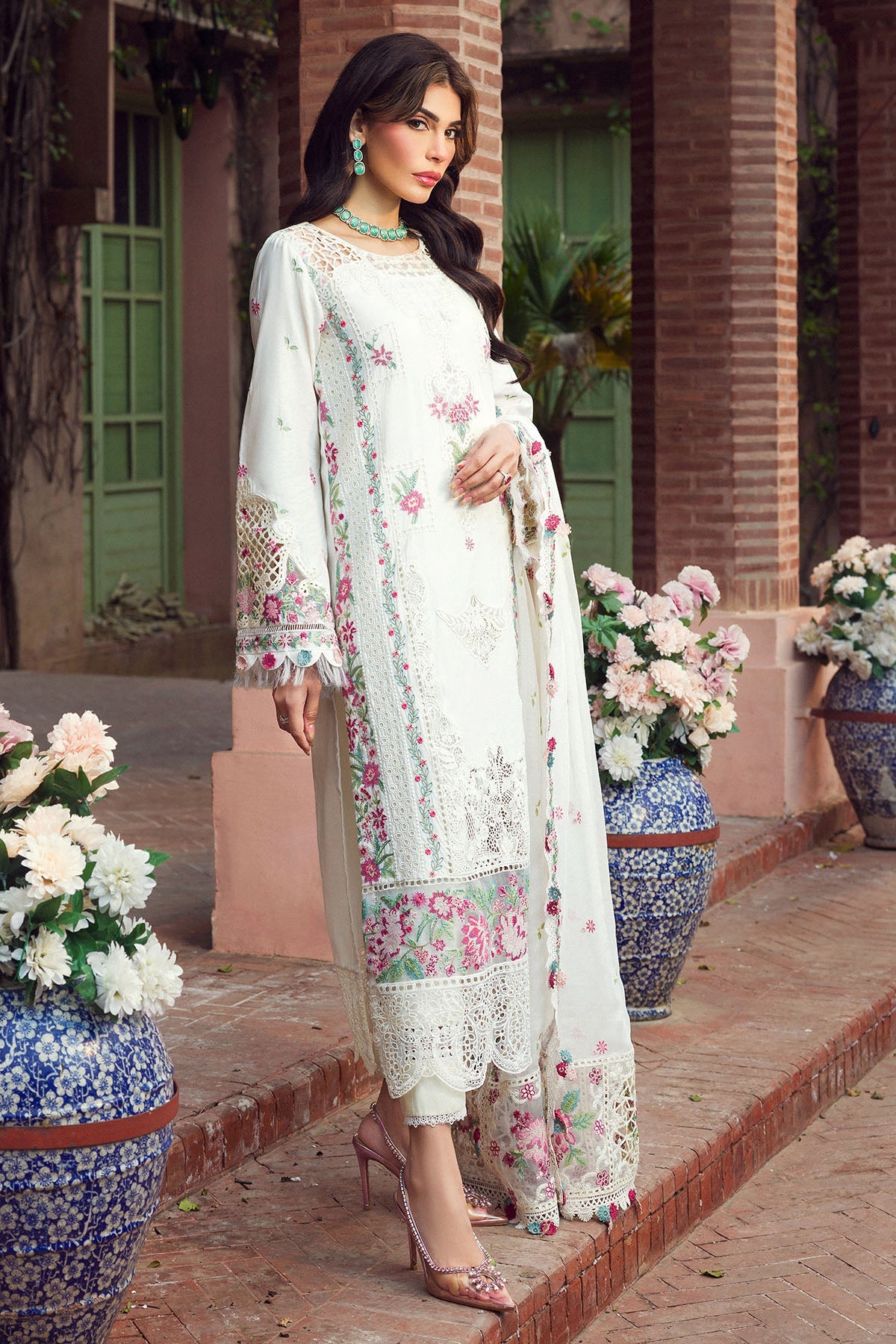 Motifz Premium Luxury Lawn'24 D#4422